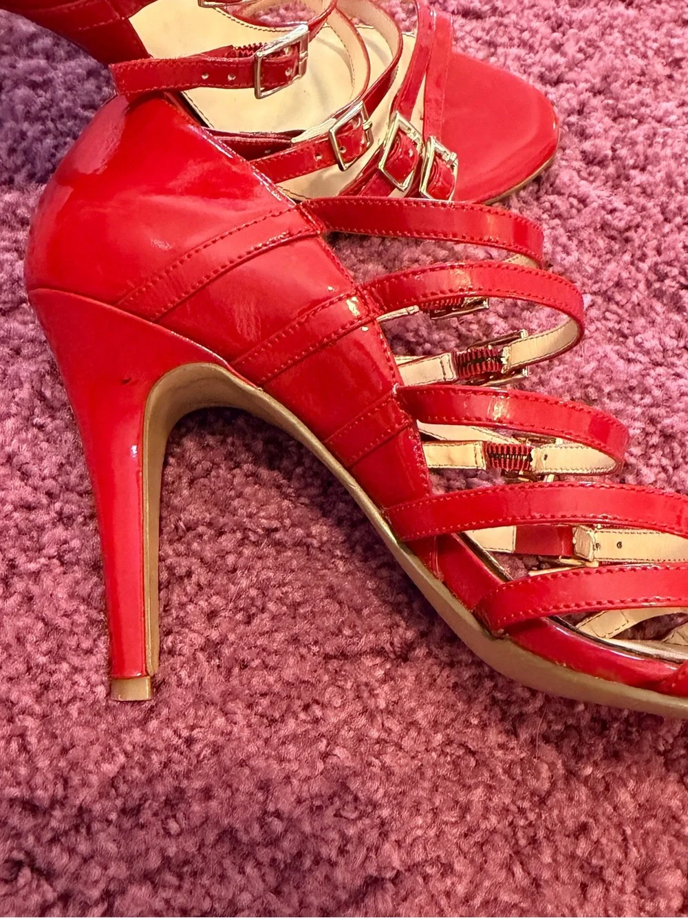 NINE WEST Red leather Strappy gold buckles high heel sandals - Size US 7